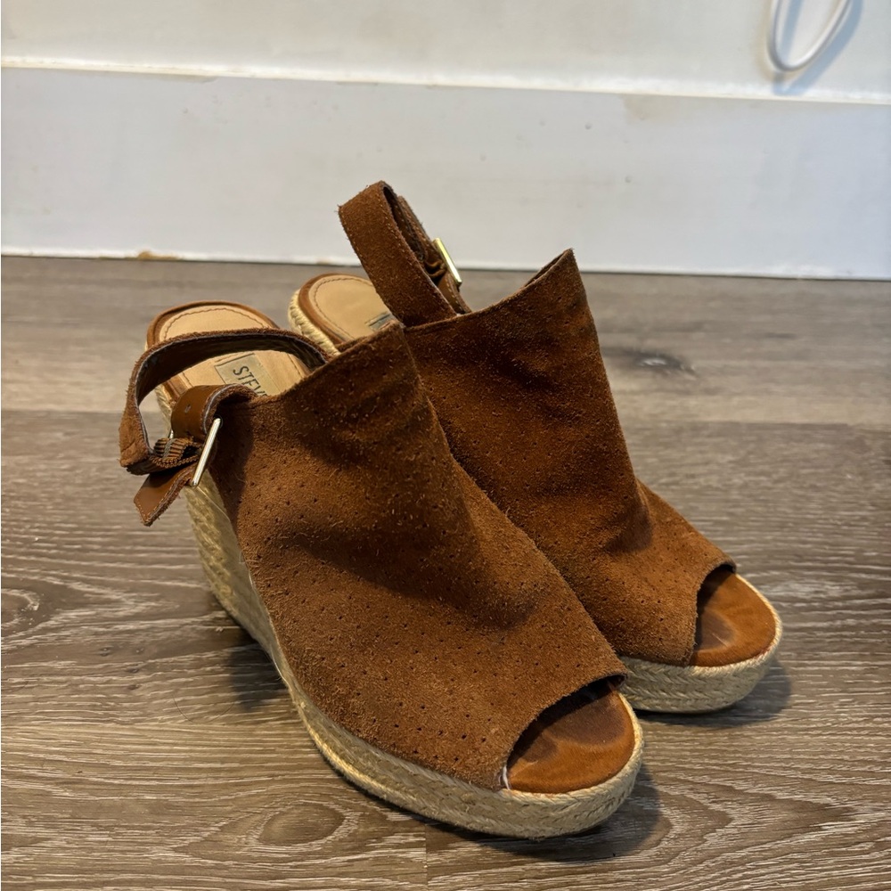 Steve Madden Brown Espadrilles with Suede Finish